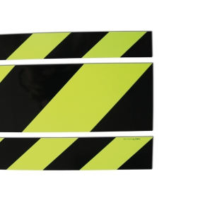 Bande signalétique fluorescente et photoluminescente Bande signalétique fluorescente et photoluminescente