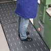 Tapis industriel antidérapant ajouré image 3 Tapis industriel antidérapant ajouré image 3